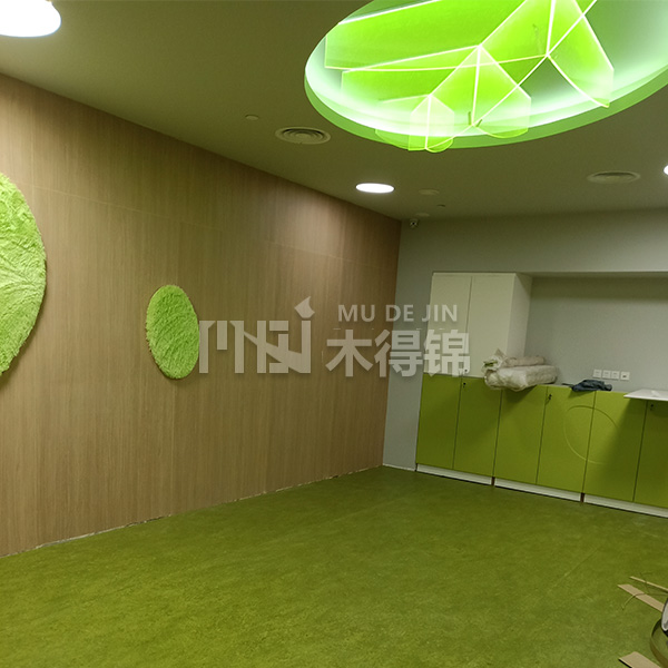 PVC塑膠地板