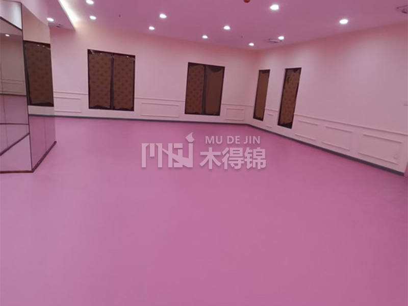 幼兒園塑膠地板pvc有哪些特點(diǎn)